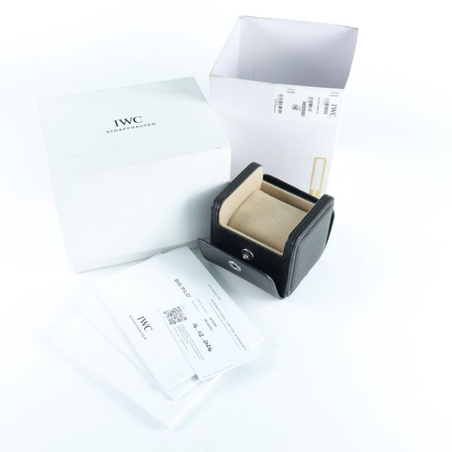 IWC Big Pilot's IW329301 Image 7